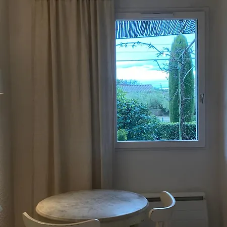 Un En Provence - Les Jardins De Fontanille *